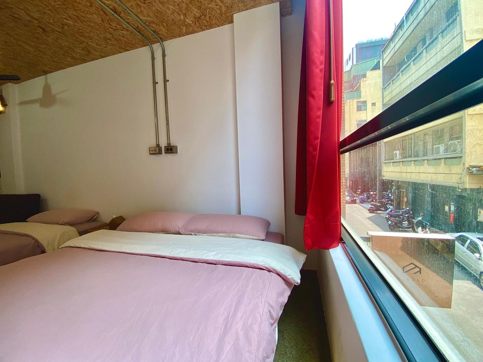 K. Gold Hotel Taichung Cameră foto